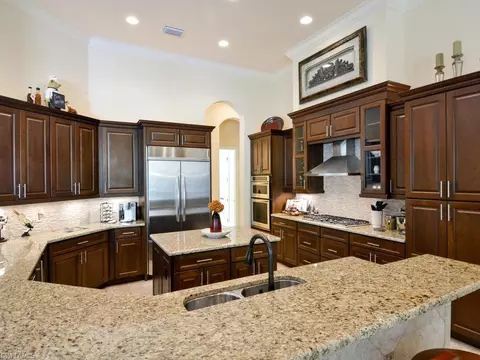 6379 Burnham Rd, Naples, FL 34119 photo 9
