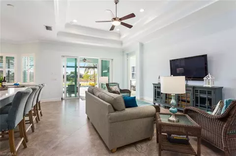 6479 Warwick Ave, Naples, FL 34113 photo 5