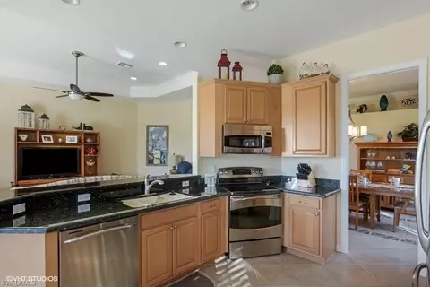 151 Glen Eagle Cir, Naples, FL 34104 photo 3