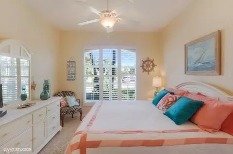 151 Glen Eagle Cir, Naples, FL 34104 photo 8