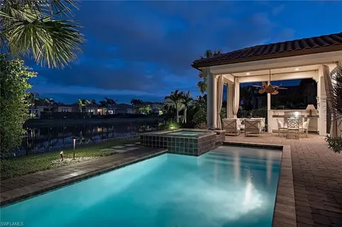 2240 Residence Cir, Naples, FL 34105 photo 21