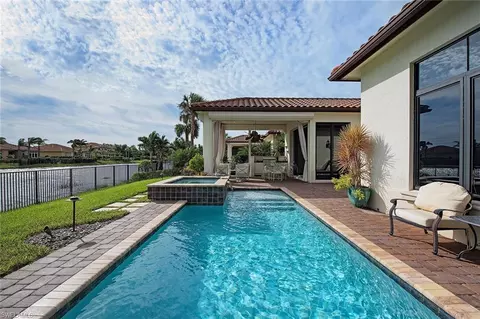 2240 Residence Cir, Naples, FL 34105 photo 3