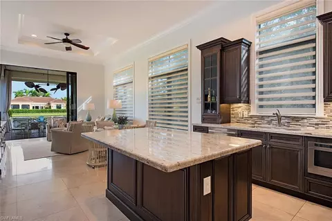 2240 Residence Cir, Naples, FL 34105 photo 10