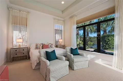 2240 Residence Cir, Naples, FL 34105 photo 14