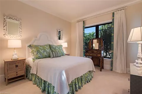 2240 Residence Cir, Naples, FL 34105 photo 17