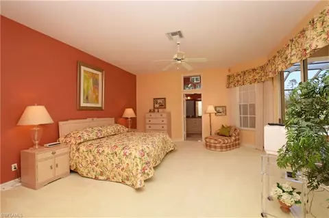 746 Glendevon Dr, Naples, FL 34105 photo 12