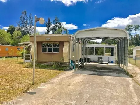3060 Karen Dr, Naples, FL 34112 photo 5