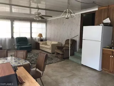 3060 Karen Dr, Naples, FL 34112 photo 2