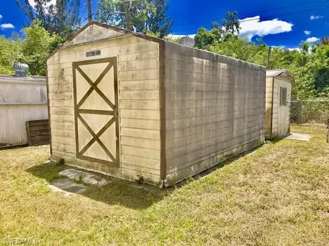 3060 Karen Dr, Naples, FL 34112 photo 6
