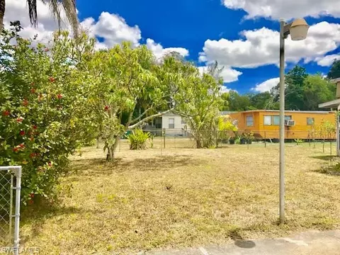 3060 Karen Dr, Naples, FL 34112 photo 23