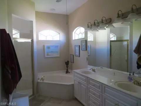 3590 Cedar Hammock Ct, Naples, FL 34112 photo 9