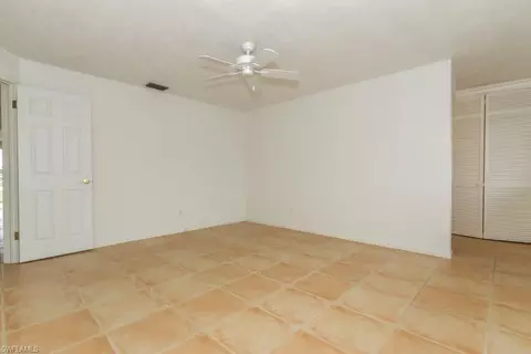 424 Golfview Dr, Naples, FL 34110 photo 21