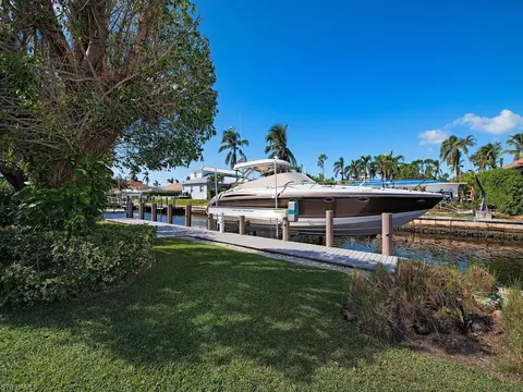 2120 Snook Dr, Naples, FL 34102 photo 1