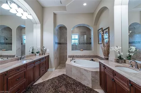 6457 Costa Cir, Naples, FL 34113 photo 10