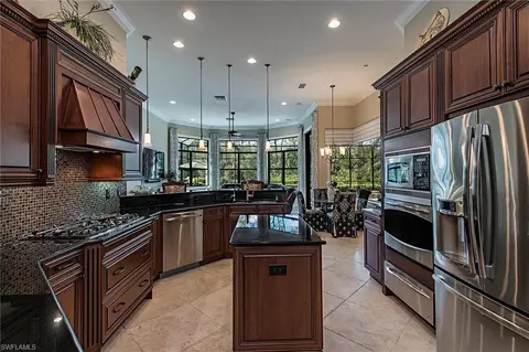 6457 Costa Cir, Naples, FL 34113 photo 5