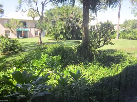 887-102 Gulf Pavilion Dr #102, Naples, FL 34108 photo 14