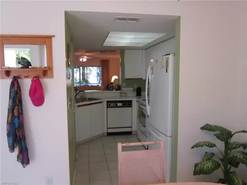 887-102 Gulf Pavilion Dr #102, Naples, FL 34108 photo 4