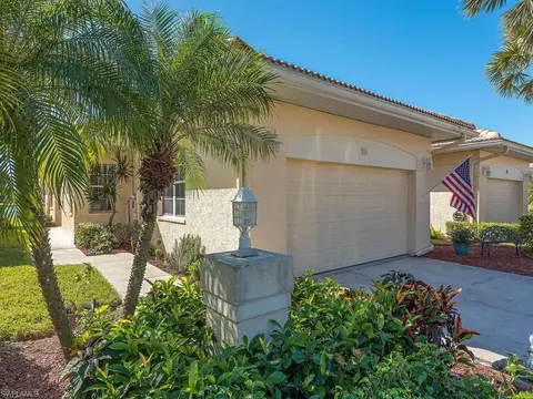 2048 Crestview Way, Naples, FL 34119 photo 2