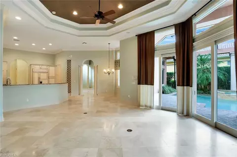 8600 Majorca Ln, Naples, FL 34114 photo 7