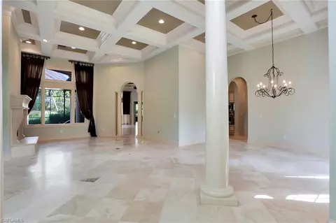 8600 Majorca Ln, Naples, FL 34114 photo 3