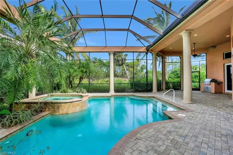 8600 Majorca Ln, Naples, FL 34114 photo 22