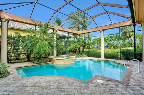 8600 Majorca Ln, Naples, FL 34114 photo 21