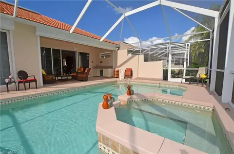 368 Mallory Ct, Naples, FL 34110 photo 6