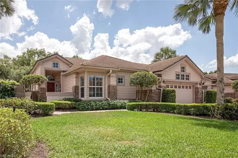 740 Glendevon Dr, Naples, FL 34105 photo 2