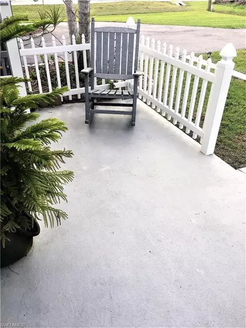 5248 Raintree Ln, Naples, FL 34113 photo 2