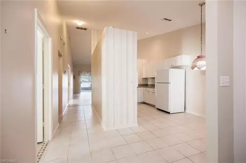 2880 Crown Pointe Blvd, Naples, FL 34112 photo 4