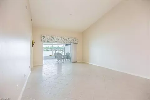 2880 Crown Pointe Blvd, Naples, FL 34112 photo 7