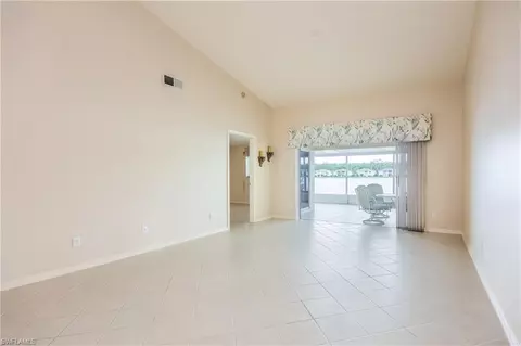 2880 Crown Pointe Blvd, Naples, FL 34112 photo 8