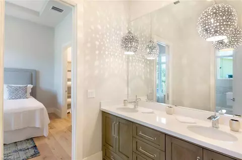 594 Yucca Rd, Naples, FL 34102 photo 13
