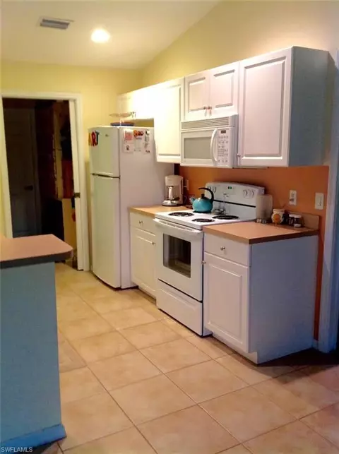 9031 Green Cir, Labelle, FL 33935 photo 12