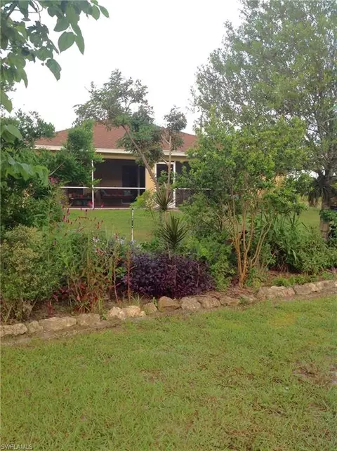 9031 Green Cir, Labelle, FL 33935 photo 6