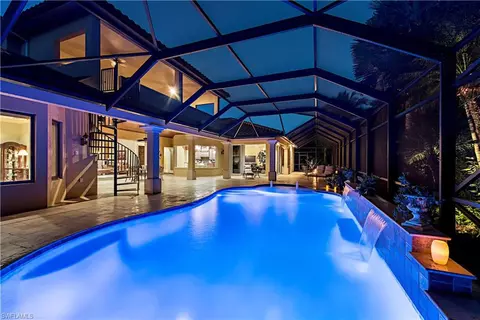 780 Pine Ct, Naples, FL 34102 photo 10