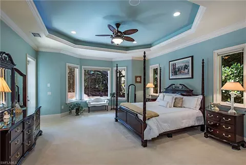 780 Pine Ct, Naples, FL 34102 photo 6