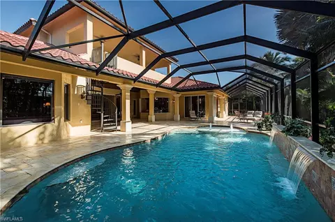 780 Pine Ct, Naples, FL 34102 photo 9