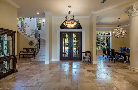 780 Pine Ct, Naples, FL 34102 photo 3