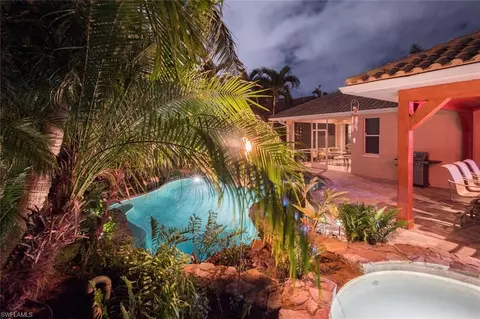 2021 Timberline Dr, Naples, FL 34109 photo 17