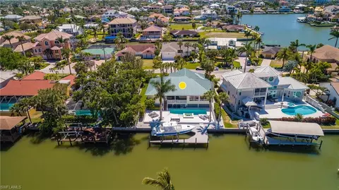 391 Germain Ave, Naples, FL 34108 photo 19