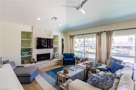 391 Germain Ave, Naples, FL 34108 photo 11