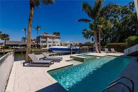 391 Germain Ave, Naples, FL 34108 photo 16