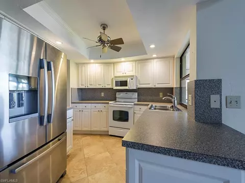 112 Payne Ct, Naples, FL 34112 photo 6