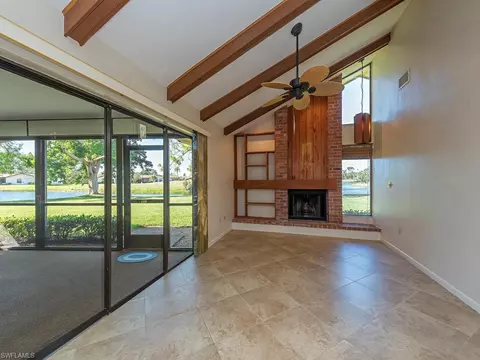 112 Payne Ct, Naples, FL 34112 photo 4