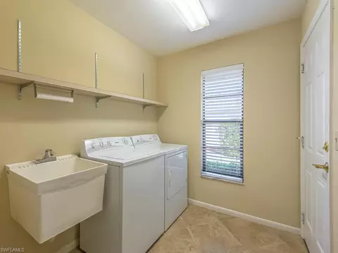 112 Payne Ct, Naples, FL 34112 photo 13