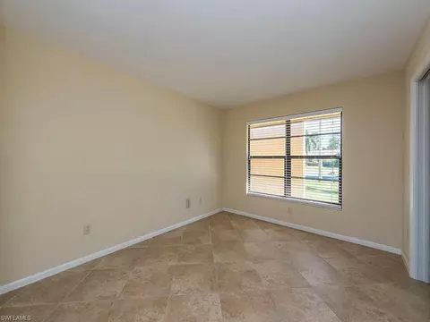 112 Payne Ct, Naples, FL 34112 photo 9