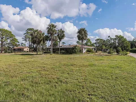 338 Ridge Dr, Naples, FL 34108 photo 1