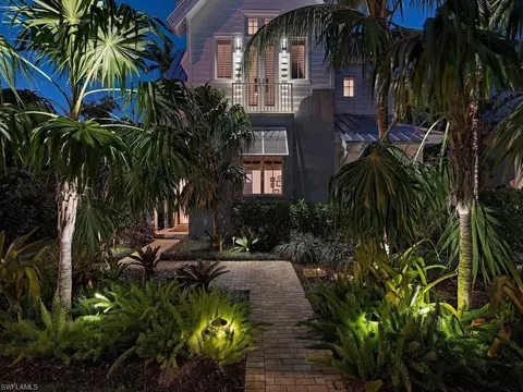 511 4th Ave S, Naples, FL 34102 photo 3