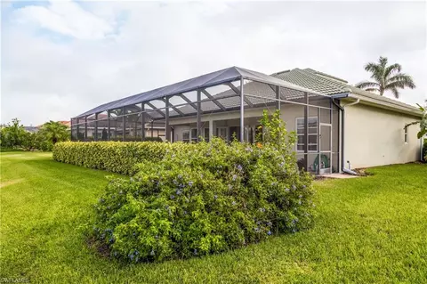 310 Saddlebrook Ln, Naples, FL 34110 photo 24